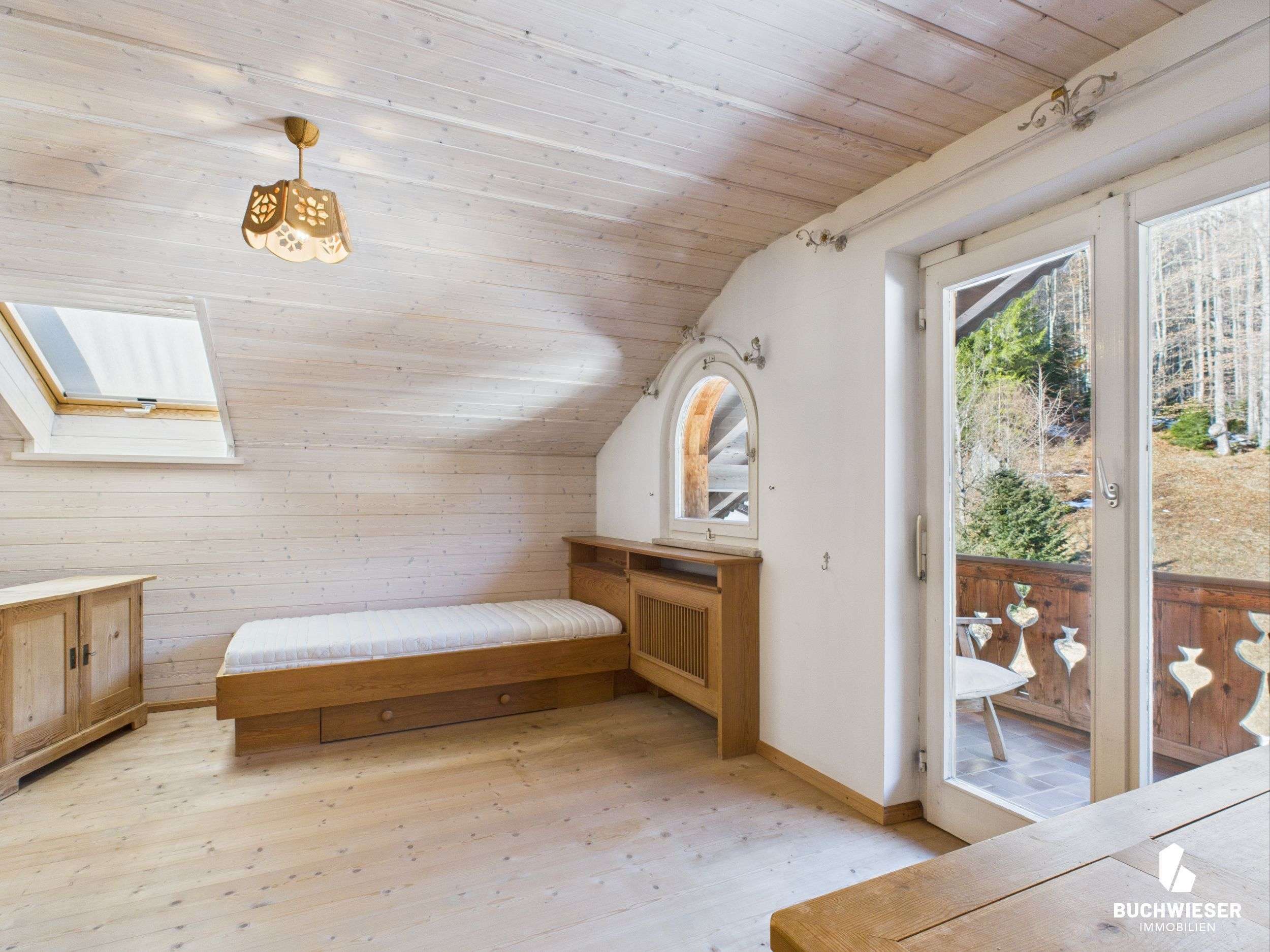 Immobilie in Grainau - Alpines Juwel in bester Zentrumslage von Grainau – Wohnen, Handwerk & Charakter unter der Zugspitze - Bild 15