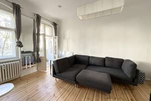 Bezugsfreie, möblierte und frisch renovierte 2 Zimmer Altbau-Wohnung mit Balkon - am Ku´Damm – Die vollständige Adresse der Immobilie erhältst du vom Anbieter., 10711 Halensee, Berlin – Vorschaubild 15