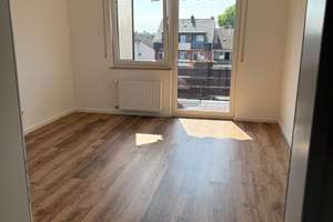 2 ZKB Erstbezug nach Luxus-Sanierung - hell & lichtdurchflutet - mit Einbauküche & Balkon