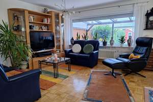 Charmantes Reihenmittelhaus mit Garten und Garage in ruhiger Feldrandlage – Die vollständige Adresse der Immobilie erhältst du vom Anbieter., 76297 Stutensee – Vorschaubild 2