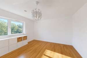RE/MAX – Stilvoll wohnen: hochwertige, lichtdurchflutete 3-Zimmer-Dachterrassenwohnung zum Kauf! – Die vollständige Adresse der Immobilie erhältst du vom Anbieter., 81825 Gartenstadt Trudering, München – Vorschaubild 7