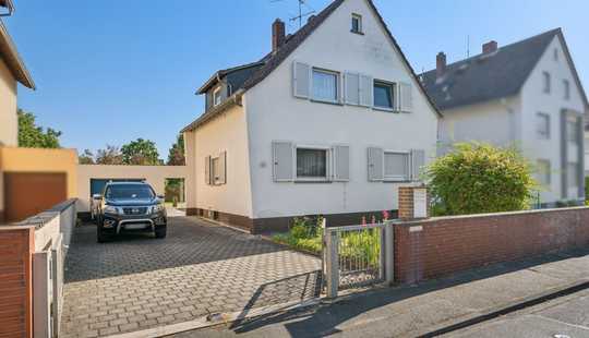 Bild von Charmantes Einfamilienhaus mit großem Garten, Balkon und Garage in ruhiger Wohnlage von Pfungstadt