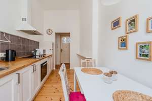 Charmante 2-Zimmer-Wohnung in repräsentativem Altbau in bester Lage von Charlottenburg – Die vollständige Adresse der Immobilie erhältst du vom Anbieter., 10627 Charlottenburg, Berlin – Vorschaubild 16