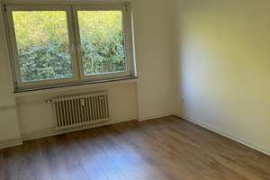 Frisch renovierte 3-Zimmer--Wohnung mit Balkon in Wuppertal Barmen – Hünefeld 103, 42285 Barmen, Wuppertal – Vorschaubild 3