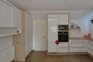 Offener Wohnbereich, großer Balkon & eigene Garage - moderne Dachgeschoss‑Wohnung in Bochold!  – 45355 Bochold, Essen – Vorschaubild 10