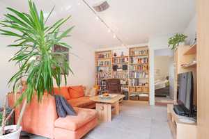 Property thumbnail 2