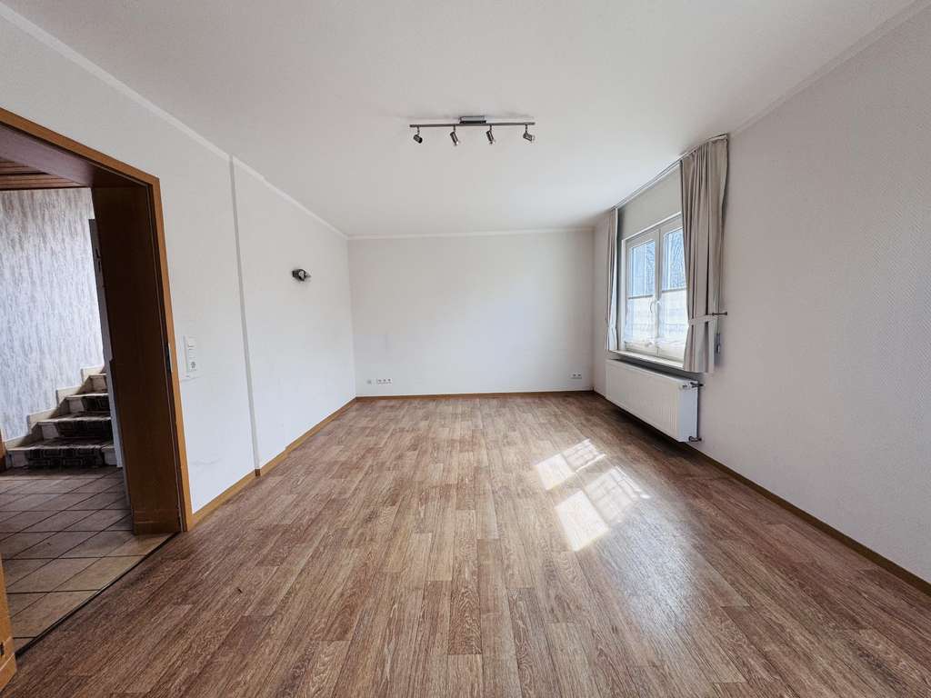 Immobilie in Dierdorf - Ihr Zuhause mit Potenzial – freistehendes Haus für die ganze Familie in Dierdorf! - Bild 4