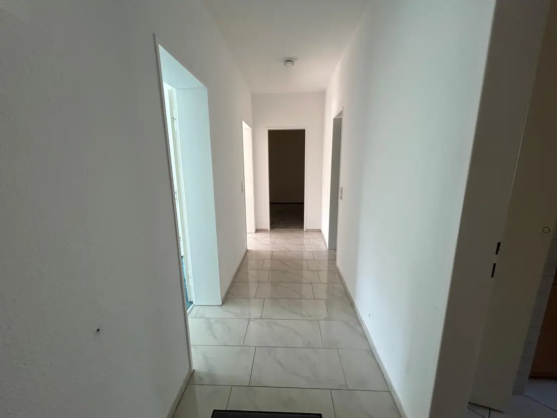 Zentraler Flur der Wohnung