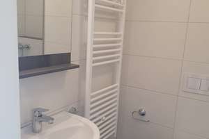 Möbliertes 1-Zimmer Apartment Nähe Klinikum/Westpark/Audi – Friedrichshofener Straße 27, 85049 Friedrichshofen-Hollerstauden, Ingolstadt – Vorschaubild 2