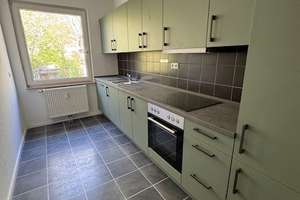 Schöne, modernisierte 2,5-Zimmer-Wohnung incl. Küche in Essen                                    