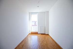 Bezugsfreies Penthouse Berlin-Mitte I 2 Terrassen, Weitblick I nahe Bundestag I Gestaltungspotenzial – Die vollständige Adresse der Immobilie erhältst du vom Anbieter., 10117 Mitte (Ortsteil), Berlin – Vorschaubild 12