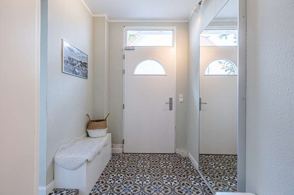 Immobilie in Gelting - Leben und Arbeiten unter einem Dach -
direkt an der Geltinger Birk - Bild 1