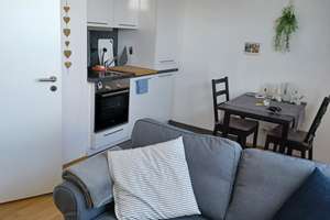 1 Zimmer- Wohnung mit EBK, FBH am neuen Hafen!