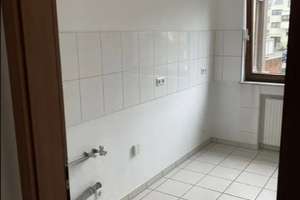 Sonnige 2 Zi.-Whg. mit Balkon und Stellplatz in toller Lage von Stuttgart-Weilimdorf – Landstuhler Straße 2, 70499 Weilimdorf (Ortsteil), Stuttgart – Vorschaubild 5