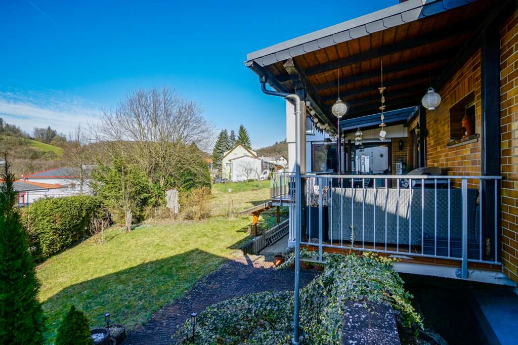 Immobilie in Wald-Michelbach - Zweifamilienhaus mit Einliegerwohnung in zentraler Lage! - Bild 4