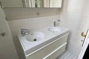 Charmante große 3 Zi.-City-Altbauwohnung mit Flair in Kurparknähe – Luisenstraße  6, 65185 Mitte, Wiesbaden – Vorschaubild 9