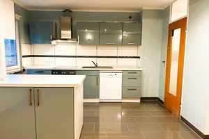 Top gepflegte 3-4 Zimmerwohnung mit Balkon und Garage – Darmstadt – Vorschaubild 8