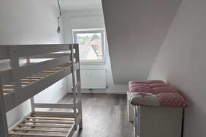 Stilvolle 3-Zimmer-DG-Wohnung mit Balkon in Grevenbroich – In der Herrschaft 21, 41515 Neuss (Rhein-Kreis) – Vorschaubild 12