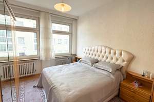 Urbanes Wohnglück: Lichtdurchflutete Eigentumswohnung mit Wintergarten-Balkon und Loft-Potenzial – Die vollständige Adresse der Immobilie erhältst du vom Anbieter., 42651 Solingen-Mitte, Solingen – Vorschaubild 3