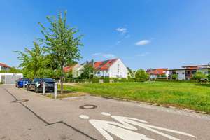 Stilvolle Wohnung im dritten Obergeschoss mit EBK, Balkon, Tiefgarage und Aufzug in Unterföhring – 85774 Unterföhring – Vorschaubild 17
