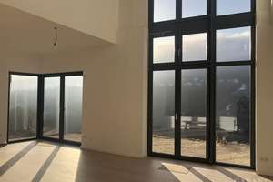 Sonnenverwöhnte Stil-Ikone mit Aussicht ins Tal – Die vollständige Adresse der Immobilie erhältst du vom Anbieter., 72458 Albstadt – Vorschaubild 2