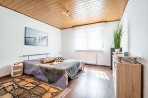 FAMILIENFREUNDLICH - Einfamilienhaus mit viel Platz, Scheune und idyllischem Hof in Ubstadt-Weiher – Die vollständige Adresse der Immobilie erhältst du vom Anbieter., 76698 Ubstadt-Weiher – Vorschaubild 12