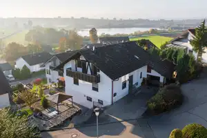 Massives 2-Familienhaus mitsamt Einliegerwohnung - familienfreundlich & renditestark! – Sigmaringen (Kreis) – Vorschaubild 3