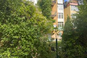 WUNDERSCHÖNER STILALTBAU I 117 QM I 4,5 ZIMMER I BALKON I PKW STELLPLATZ I ZENTRALE LAGE I GARTEN – 60431 Ginnheim, Frankfurt am Main – Vorschaubild 3