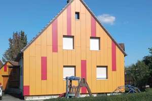 Zentrumnahes Einfamilienhaus mit Garten und Stellplatz in Schönaich – Die vollständige Adresse der Immobilie erhältst du vom Anbieter., 71101 Schönaich – Vorschaubild 1