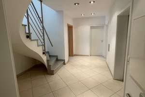 Großzügiges Haus mit ELW, 8 Zimmern in Ditzingen-Hirschlanden – Die vollständige Adresse der Immobilie erhältst du vom Anbieter., 71254 Ditzingen – Vorschaubild 24