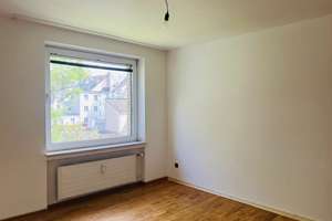 4-Zimmer WG-vermietete Wohnung in Düsseldorf-Eller – ca. 1.850 € Warmmiete – Die vollständige Adresse der Immobilie erhältst du vom Anbieter., 40231 Eller, Düsseldorf – Vorschaubild 6