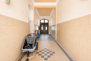 Lichtdurchflutete und renovierte 3-Zimmer-Altbauwohnung in zentraler Lage der Fürther Südstadt – Die vollständige Adresse der Immobilie erhältst du vom Anbieter., 90763 Nördliche Südstadt, Fürth – Vorschaubild 10