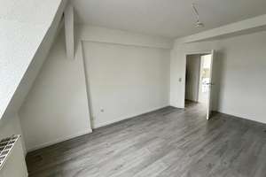 Frisch sanierte 2-Zimmer-Wohnung mit Badezimmer mit Dusche und Wanne in Stadtfeld – Winckelmannstr. 30, 39108 Stadtfeld Ost, Magdeburg – Vorschaubild 2