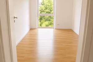traumhaftes 3-Zimmer-Apartment mit Balkonblick in Bochum-Ehrenfeldstraße – Ehrenfeldstraße 37-41, 44789 Südinnenstadt, Bochum – Vorschaubild 4