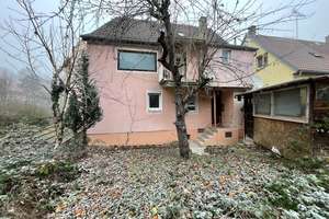 Sofort verfügbar: Leerstehendes Dreifamilienhaus mit Garten in Ludwigsburg – talstrasse 25, 71634 Mitte, Ludwigsburg – Vorschaubild 2