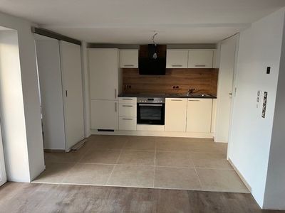 Neu sanierte 4-Zimmer Etagenwohnung in Königsheim mit Garten und Carportstellplatz