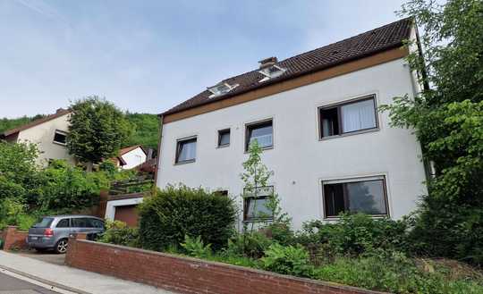 Gepflegtes Zweifamilienhaus zur Eigennutzung oder Kapitalanlage mit über 5% Rendite in ruhiger Lage