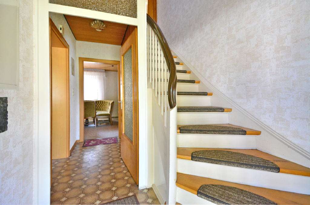 Immobilie in Wolfhagen - Einfamilienhaus mit herrlichem Garten, gute Lage Wolfhagen - Bild 16