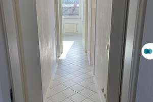 Schöne 3-Zimmer-Wohnung mit großem Balkon und Einbauküche – Albertine-Assor-Str. 15a, 22457 Schnelsen, Hamburg – Vorschaubild 12