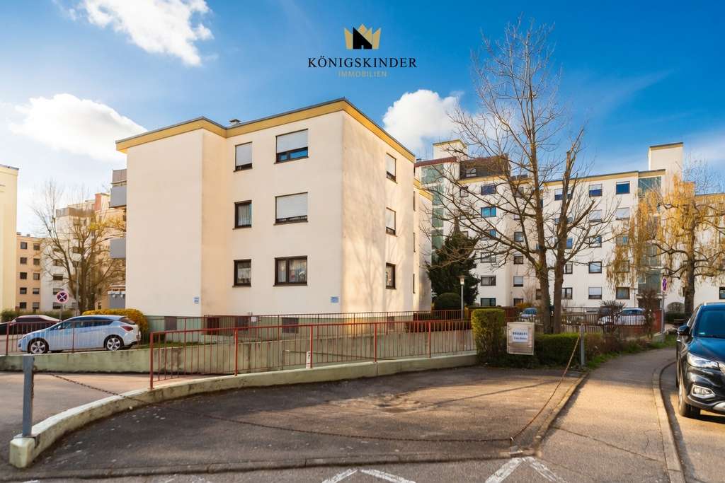 Immobilie in Hemmingen - Perfekt geschnittene 3-Zimmer-Wohnung mit Einbauküche und Garagenplatz - Bild 3