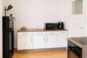 **SENKELBACH** Helle und gepflegte 4 ZKB- Wohnung im stilvollem Gebäude Nähe Arbeitsamt – Wertachstraße 19, 86153 Rechts der Wertach, Augsburg – Vorschaubild 7
