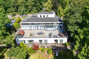 Selten! Mehrgenerationenhaus direkt an der Havel mit Bootssteg für 7 Boote