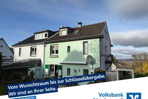 Charmante Doppelhaushälfte in zentraler Lage!
