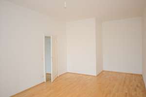 Lichtdurchflutete 2-Zimmer-Wohnung mit Charme am Strausberger Platz – Strausberger Platz 8, 10243 Friedrichshain, Berlin – Vorschaubild 6