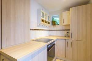 Doppelhaushälfte in ruhiger Lage mit Wintergarten und Carport – Drei-Eichen-Weg 5, 75181 Huchenfeld, Pforzheim – Vorschaubild 12