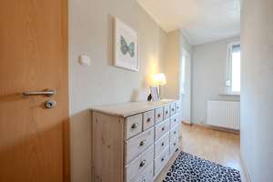 Doppelhaushälfte mit überdachter Terrasse und zwei PKW-Stellplätzen fußläufig zum Hülser Bruch – Die vollständige Adresse der Immobilie erhältst du vom Anbieter., 47839 Hüls, Krefeld – Vorschaubild 14