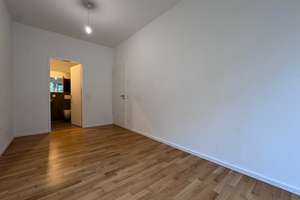 Willkommen in Ihrem neuen Zuhause! Großzügige 3-Zimmerwohnung mit Terrasse – Hedwig-Porschütz-Str. 30, 10557 Moabit, Berlin – Vorschaubild 6