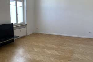 Ruhiglage im Gartenhaus! Zentral Wohnen mit schicker EBK und Luxus-Duschbad!