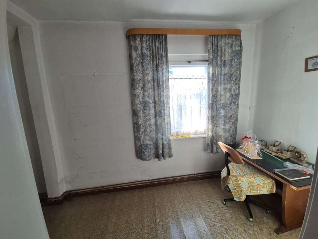 Immobilie in Greußen - Einfamilienhaus mit Garten und Garage zu verkaufen! - Bild 4