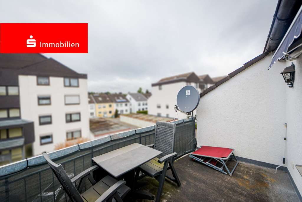 Immobilie in Heusenstamm - Heusenstamm: Langfristig vermietete 2-Zimmer-Dachgeschosswohnung in zentraler Lage  - Bild 0